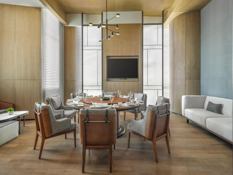 Four Points By Sheraton Urumqi image