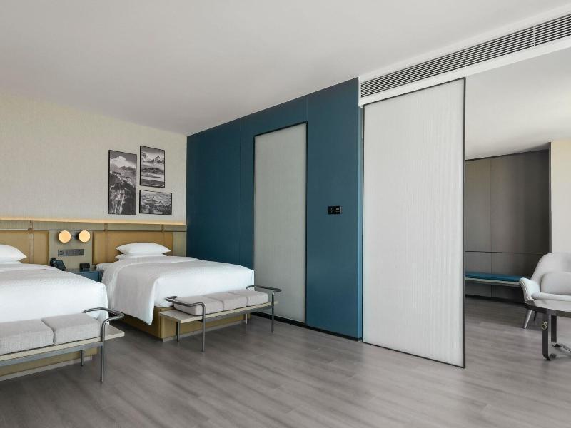 Four Points By Sheraton Urumqi image