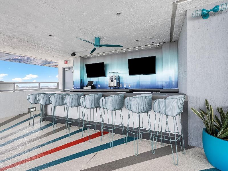 Aloft Fort Lauderdale Airport Cruise Port image