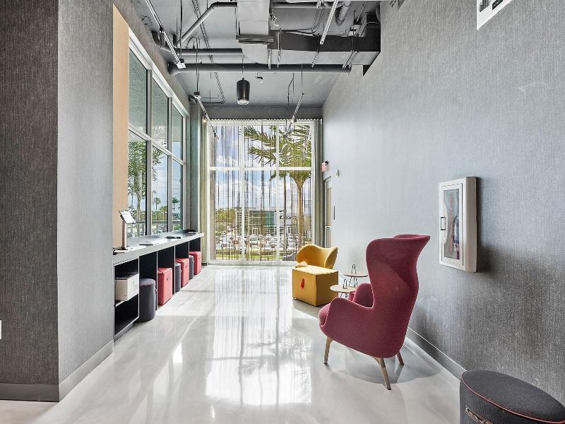 Aloft Fort Lauderdale Airport Cruise Port image