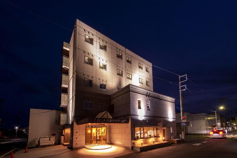 Central Hotel Isohara — general view