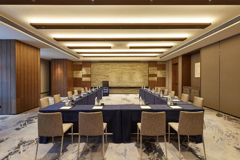 Sheraton Yiyang Four Points Hotel image