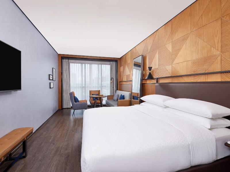 Sheraton Yiyang Four Points Hotel image
