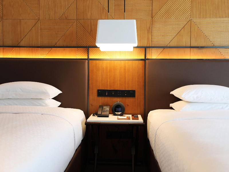 Sheraton Yiyang Four Points Hotel image