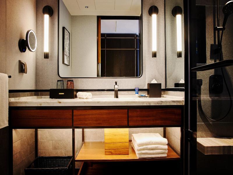 Sheraton Yiyang Four Points Hotel image
