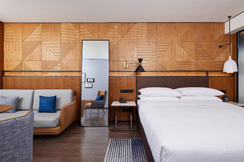 Sheraton Yiyang Four Points Hotel image