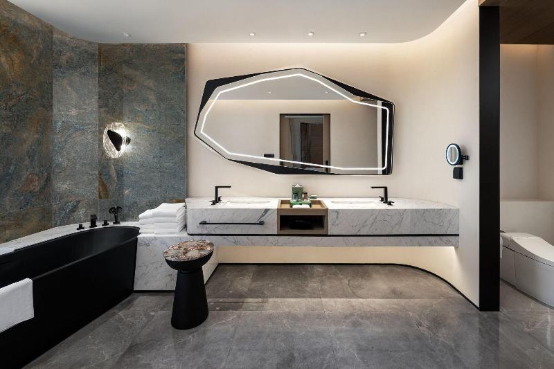 The Westin Yantai image