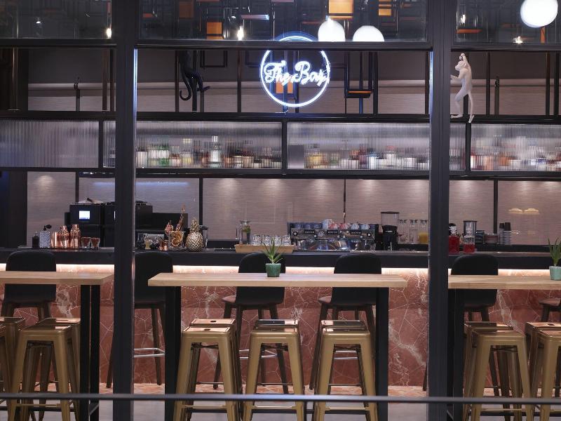 Moxy Athens City image