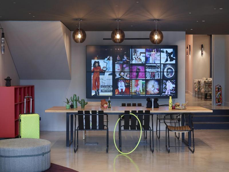 Moxy Athens City image
