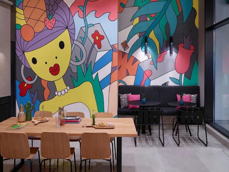 Moxy Athens City image