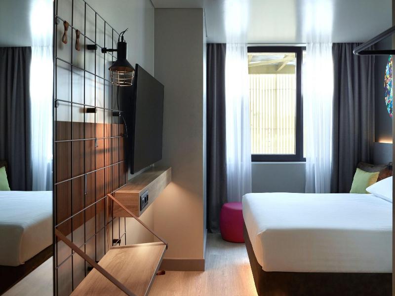 Moxy Athens City image