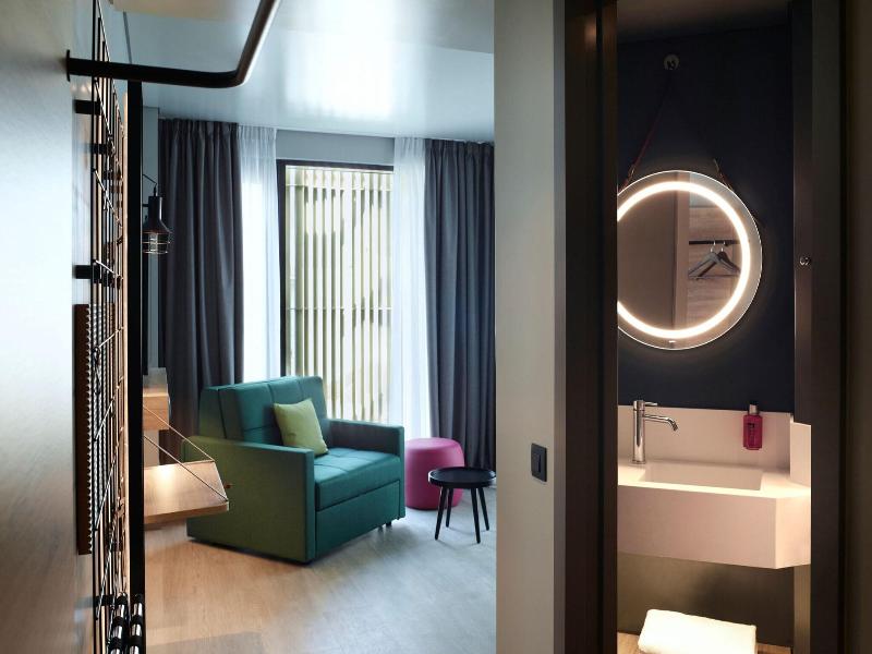 Moxy Athens City image
