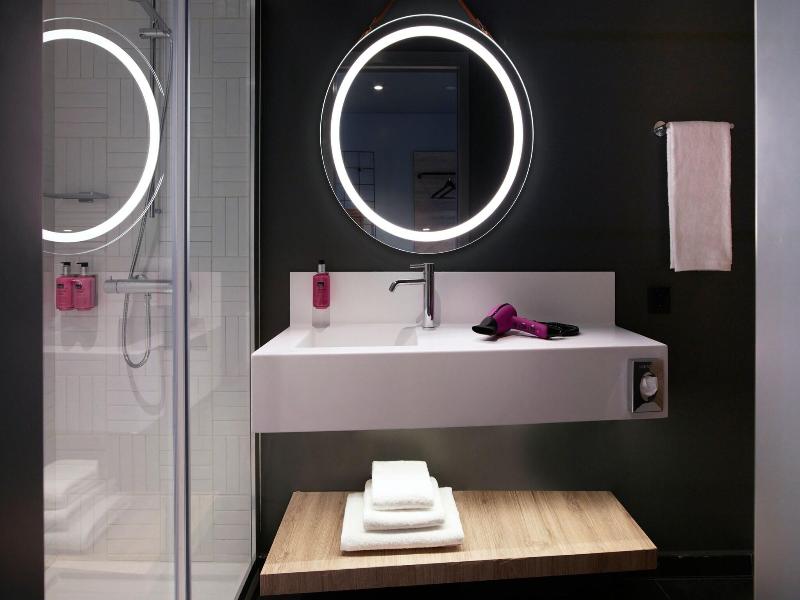 Moxy Athens City image