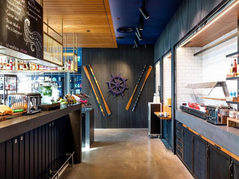 Moxy Plymouth image