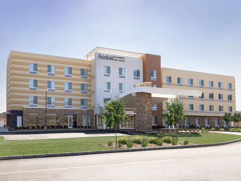 Fairfield Inn Suites By Marriott Rockaway image