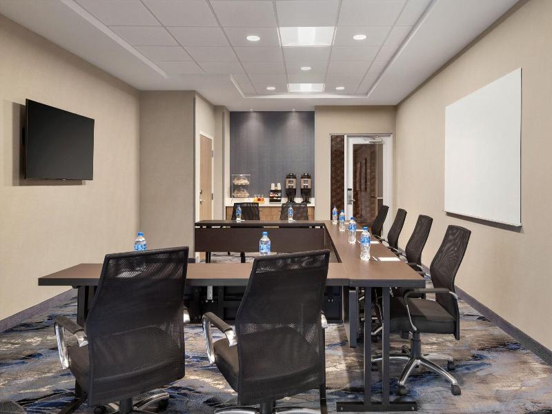 Fairfield Inn Suites By Marriott Rockaway image