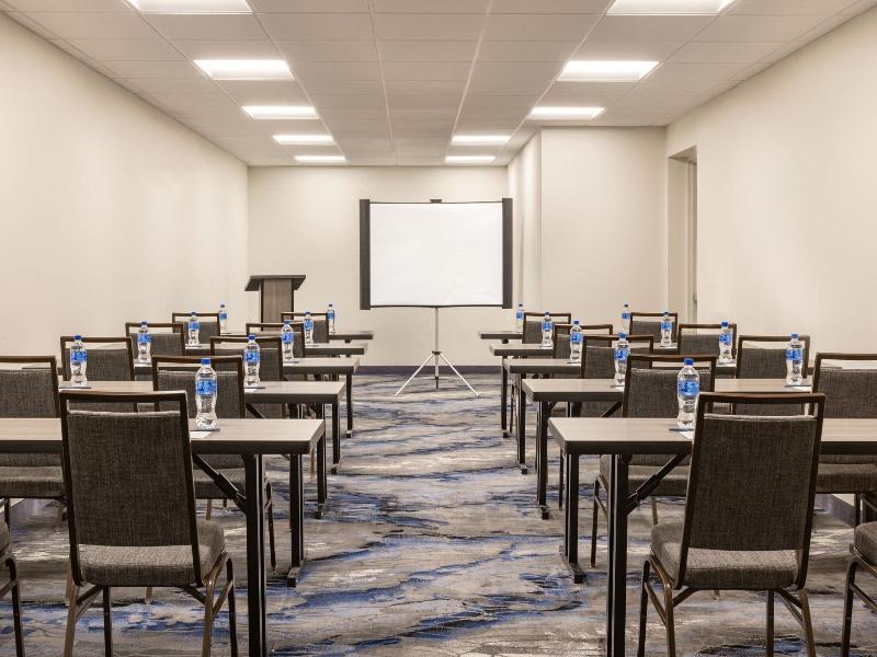 Fairfield Inn Suites By Marriott Rockaway image