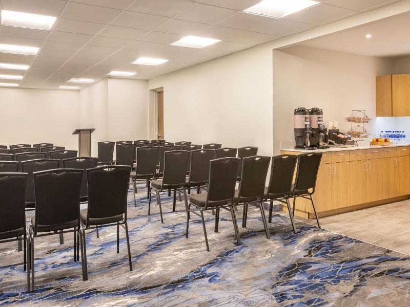 Fairfield Inn Suites By Marriott Rockaway image