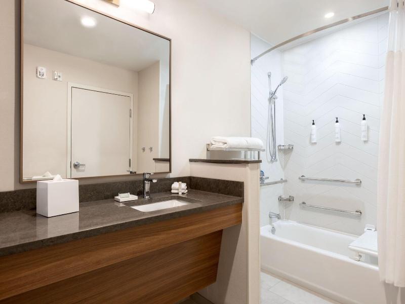 Fairfield Inn Suites By Marriott Rockaway image