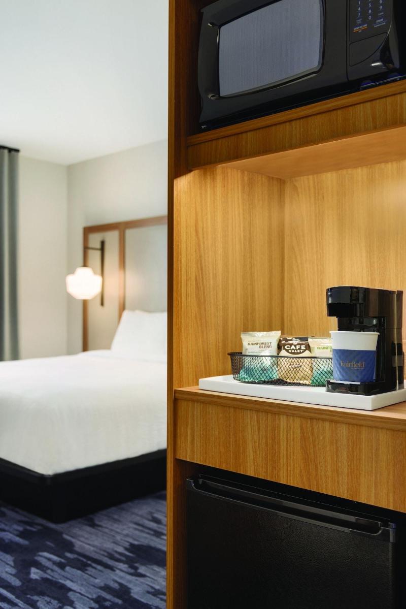 Fairfield Inn Suites By Marriott Rockaway image