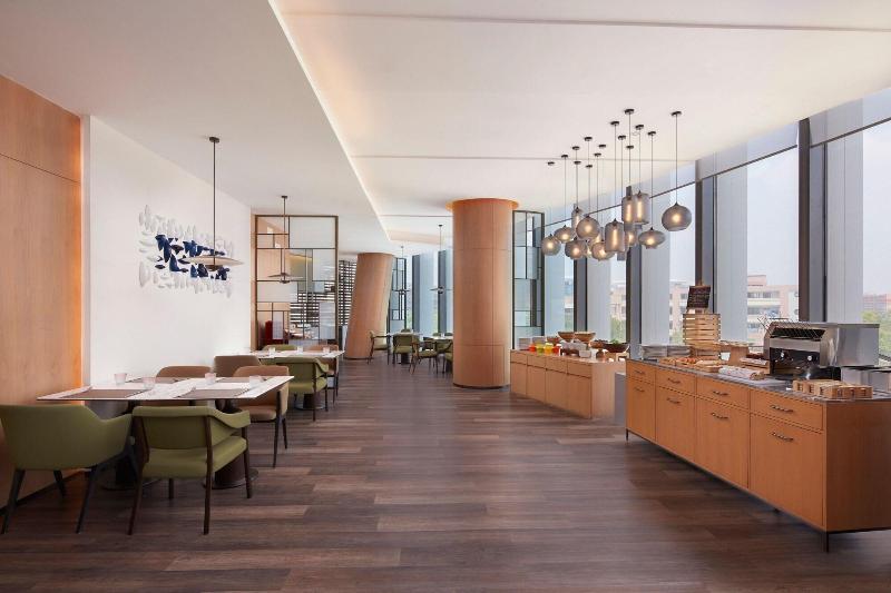 Courtyard By Marriott Hangzhou Xihu image