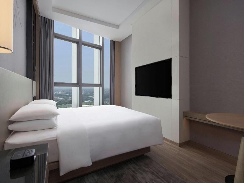 Courtyard By Marriott Hangzhou Xihu image