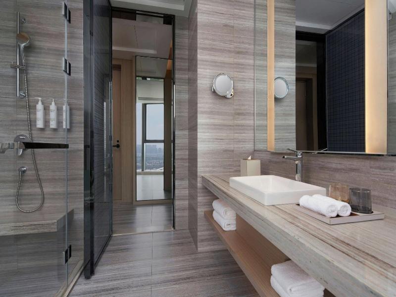 Courtyard By Marriott Hangzhou Xihu image