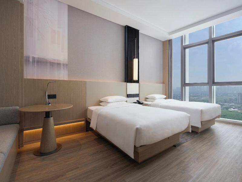 Courtyard By Marriott Hangzhou Xihu image