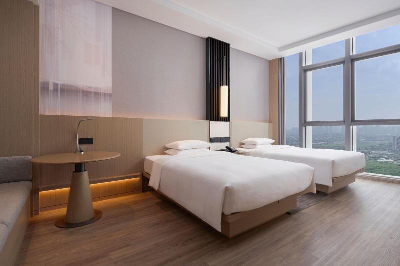 Courtyard By Marriott Hangzhou Xihu image