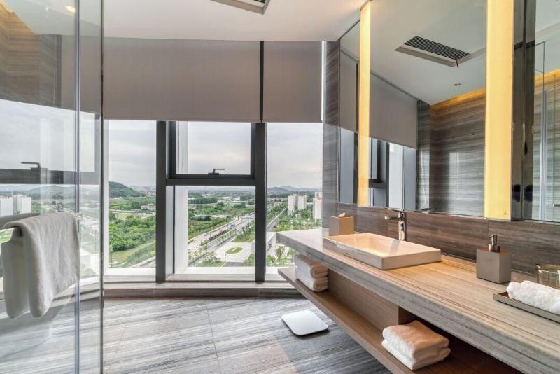 Courtyard By Marriott Hangzhou Xihu image