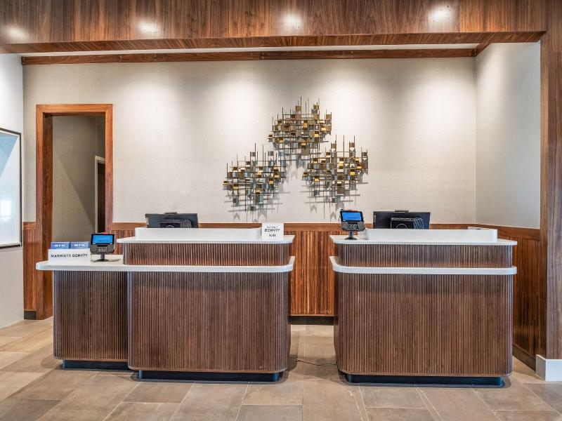 Courtyard By Marriott Modesto North image