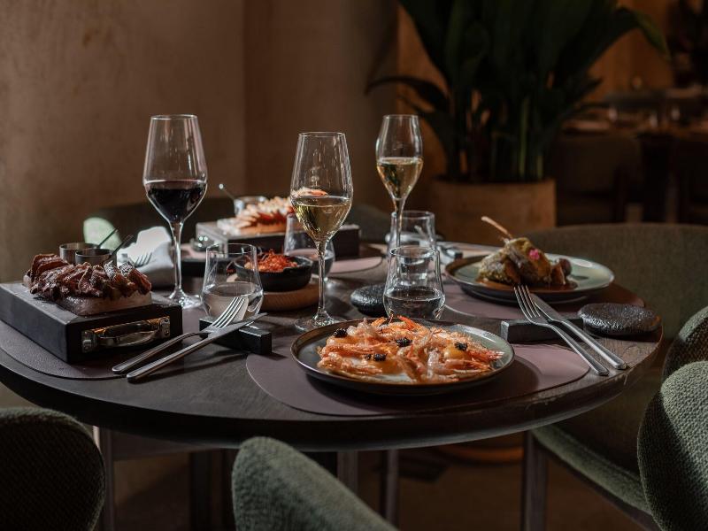 Nobis Hotel Palma image