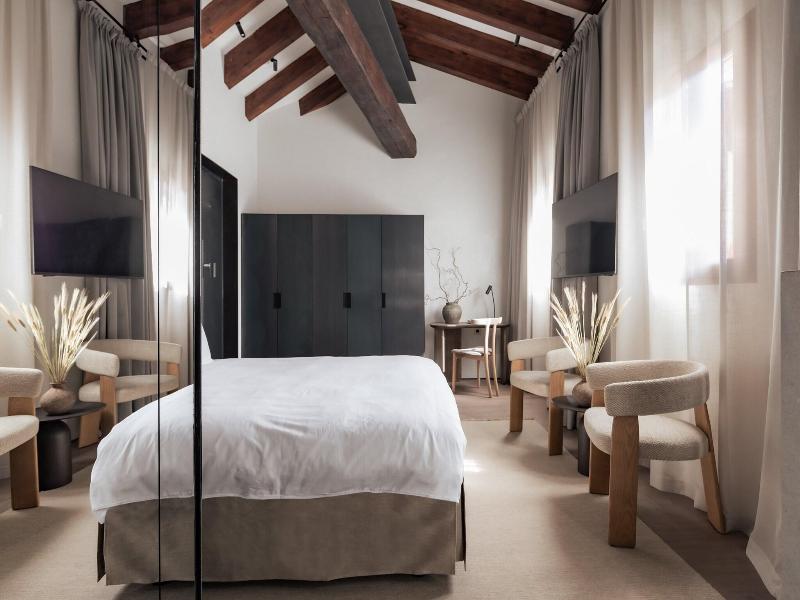 Nobis Hotel Palma image