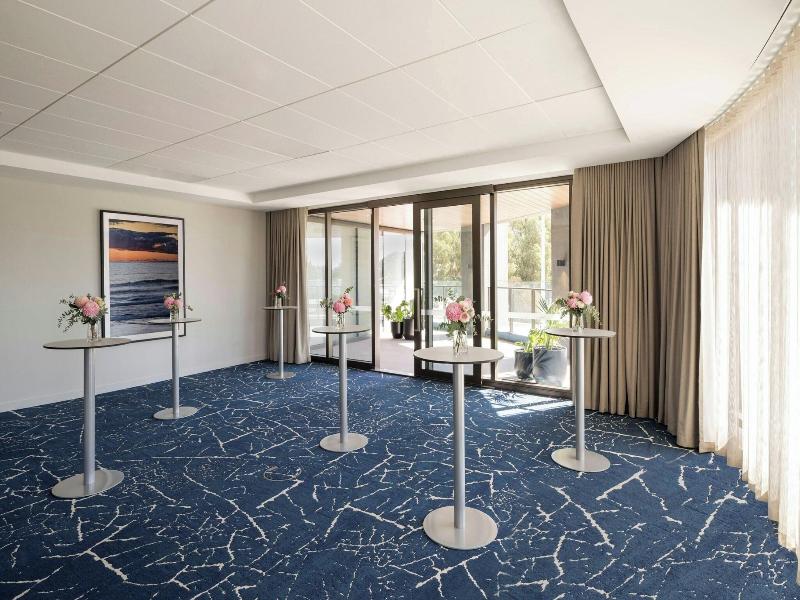 Courtyard By Marriott Perth Murdoch image