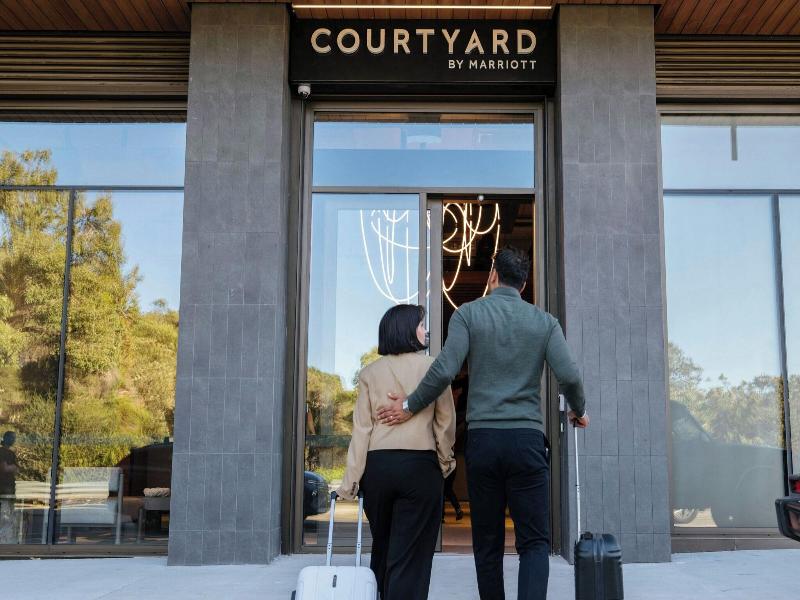 Courtyard By Marriott Perth Murdoch image