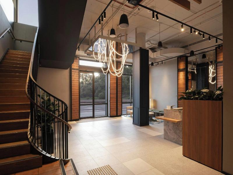 Courtyard By Marriott Perth Murdoch image