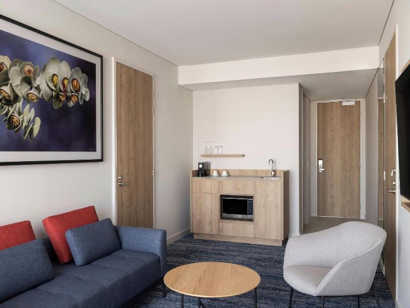 Courtyard By Marriott Perth Murdoch image