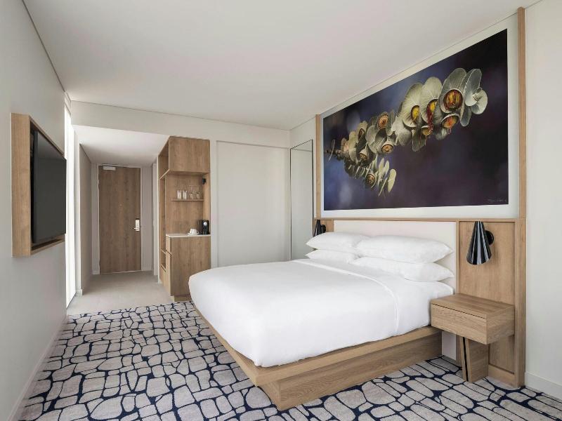 Courtyard By Marriott Perth Murdoch image