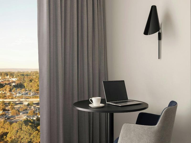 Courtyard By Marriott Perth Murdoch image