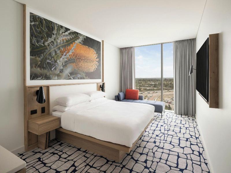 Courtyard By Marriott Perth Murdoch image