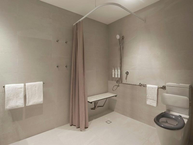 Courtyard By Marriott Perth Murdoch image
