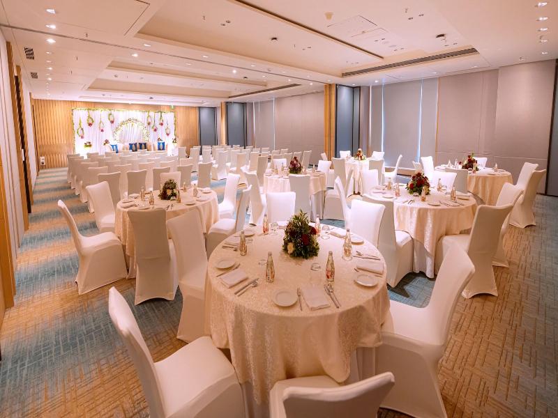 Courtyard By Marriott Vadodara image