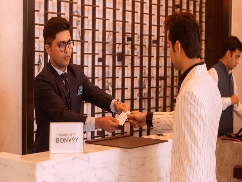Courtyard By Marriott Vadodara image