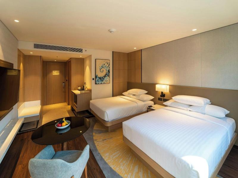 Courtyard By Marriott Vadodara image