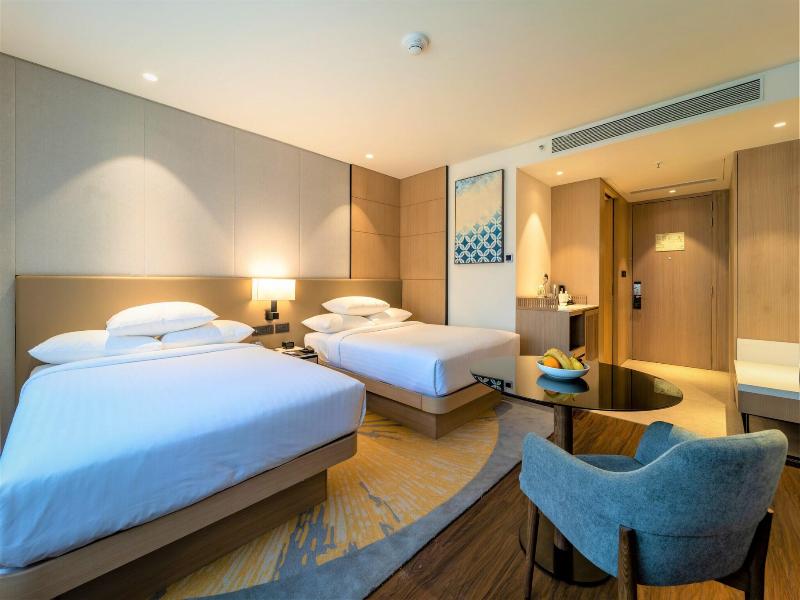 Courtyard By Marriott Vadodara image