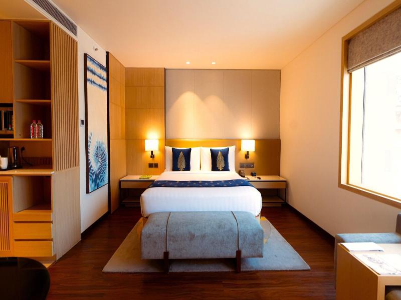 Courtyard By Marriott Vadodara image