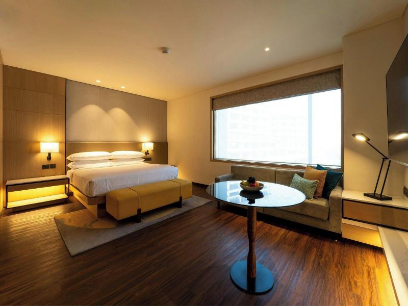 Courtyard By Marriott Vadodara image