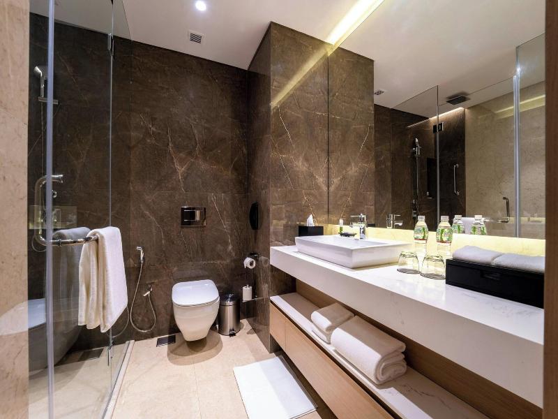 Courtyard By Marriott Vadodara image