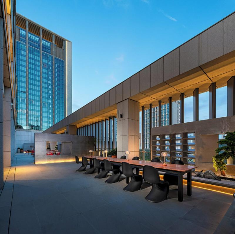 Aloft Yantai image