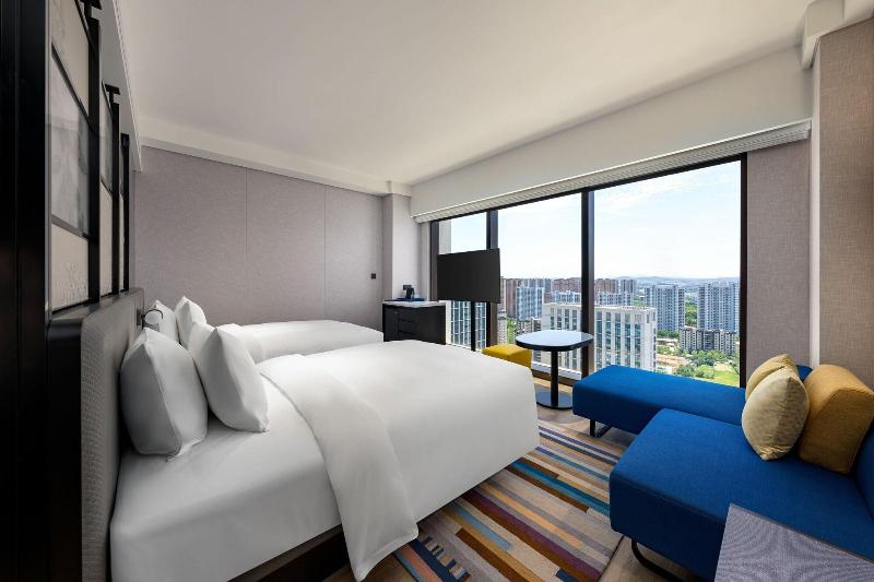 Aloft Yantai image